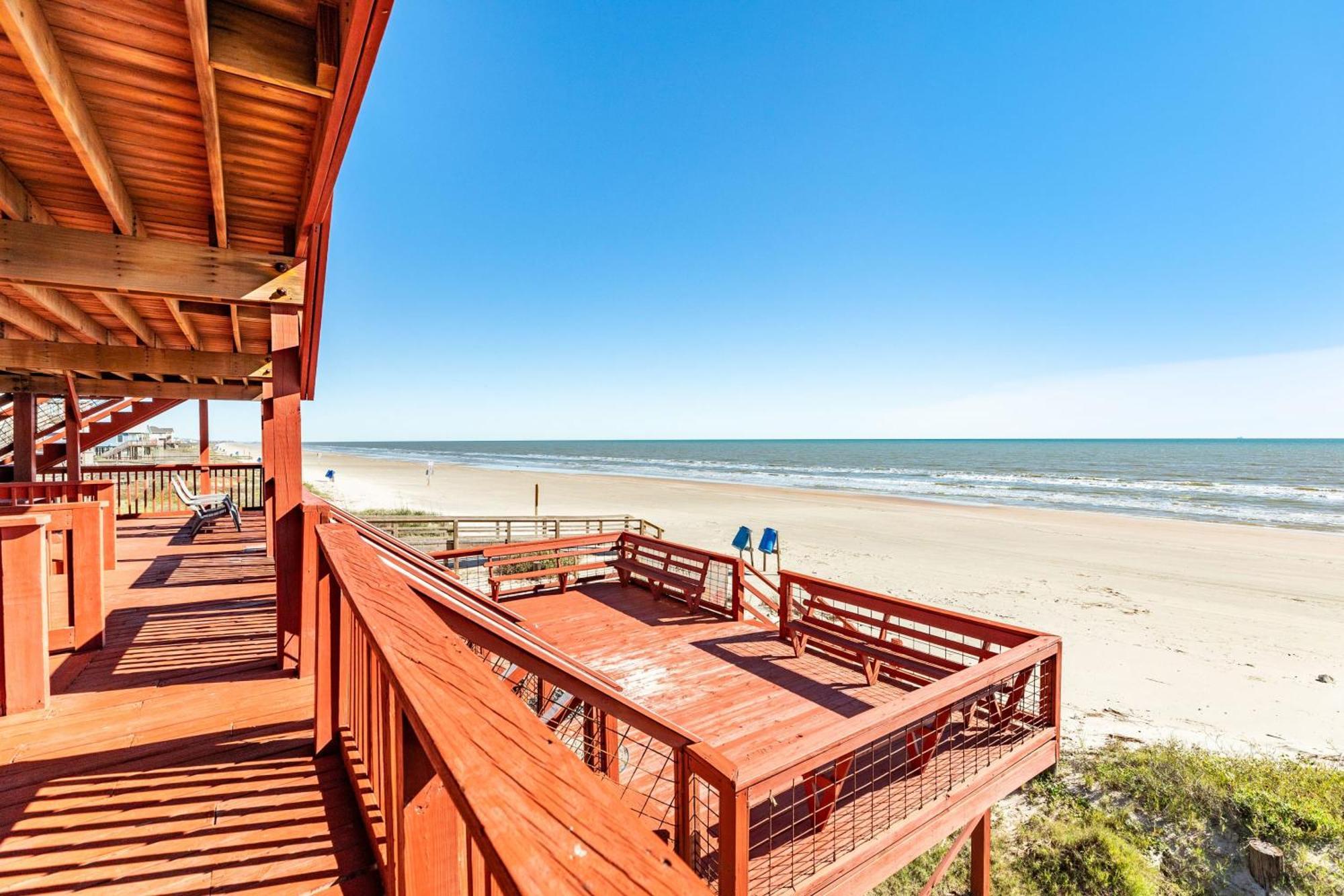 Unobstructed Oceanfront Sea Turtle Unit 2 Beach Pad! Surfside Beach Bagian luar foto